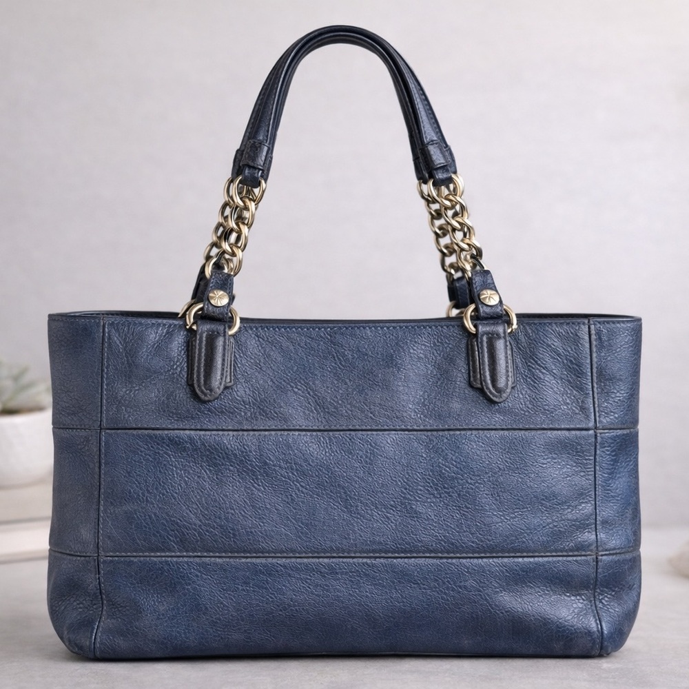 Authentic Coach Blue Leather Tote w/ Chain Straps Classic Everyday Bag - Picture 2 of 8